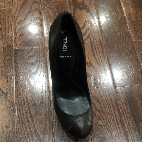 FENDI size 9.5 high heels shoes - Picture 4 of 5
